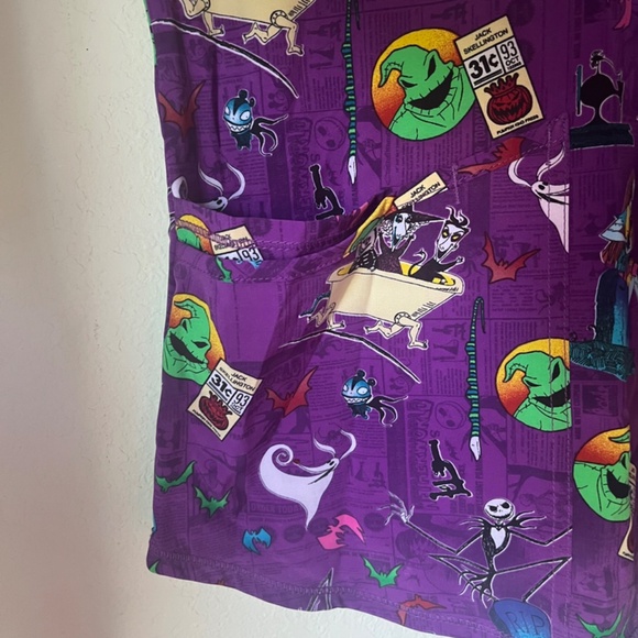 NEW Disney The Nightmare Before Christmas Halloween Multicolored Scrub Top - Picture 4 of 8